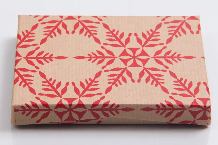 4-5/8L x 3-3/8W x 5/8H, Pop-Up Gift Card Boxes, Krafty Red Snowflake