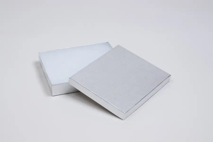5-1/4L x 3-3/4W x 7/8H, Textured Two-Piece Jewelry Boxes, Silver Linen