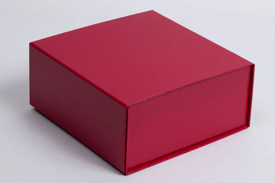 8L x 8W x 3H, Leatherette Magnetic Lid Gift Boxes, Red Leatherette