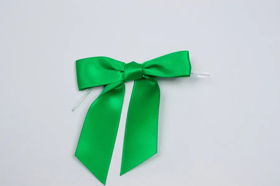 3W x 2-3/4 Bow, Pre-Tied Satin Bows With Wire Twist, Emerald Satin
