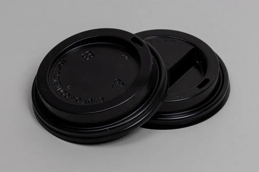 12-20 Ounce, Black Plastic Dome Sipper Lids For Ripple Paper Cups