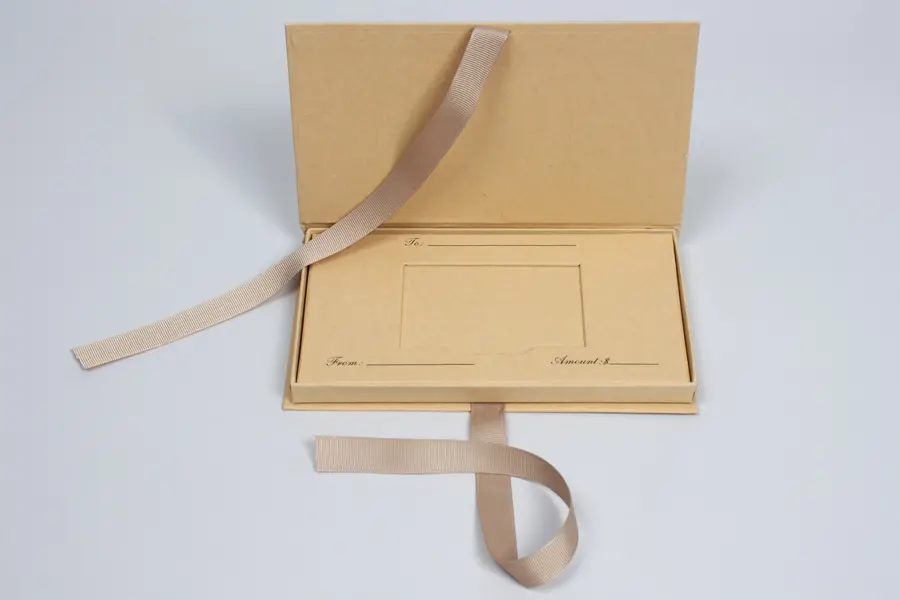 7-1/2L x 4-1/4W x 5/8H, Platform Gift Card Boxes, Natural Kraft