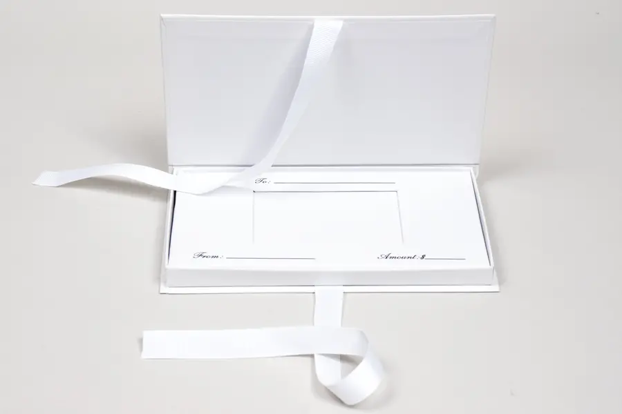 7-1/2L x 4-1/4W x 5/8H, Platform Gift Card Boxes, Matte White