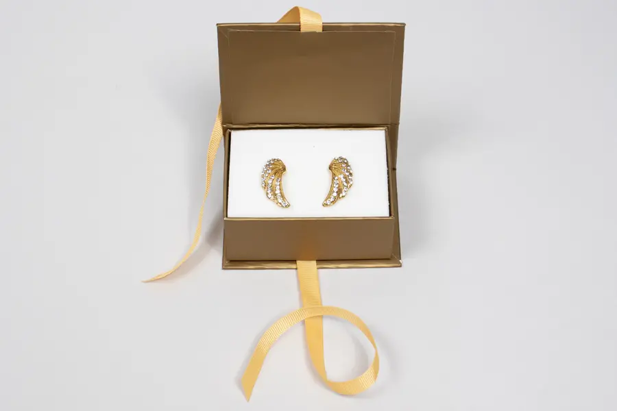3L x 2-1/8W x 1-1/4H, Deluxe Ribbon Jewelry Boxes, Matte Gold