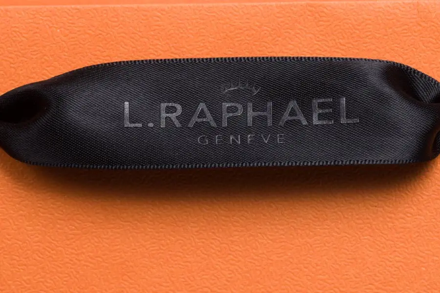 Custom Printed Ribbon Handle - L. Raphel