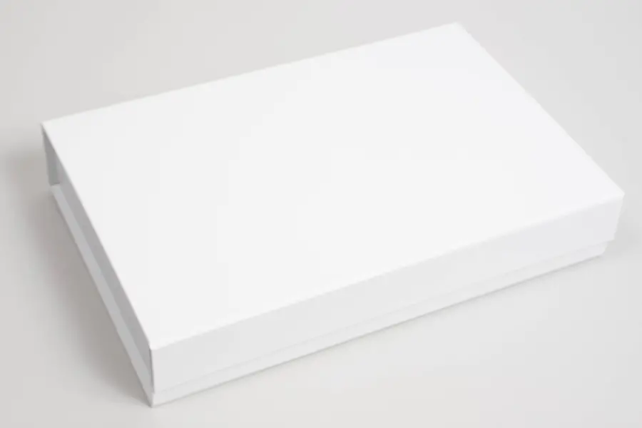 11-13/32L x 7-1/2W x 2H, Vogue Series 7 Panel Matte Magnetic Boxes, Matte White