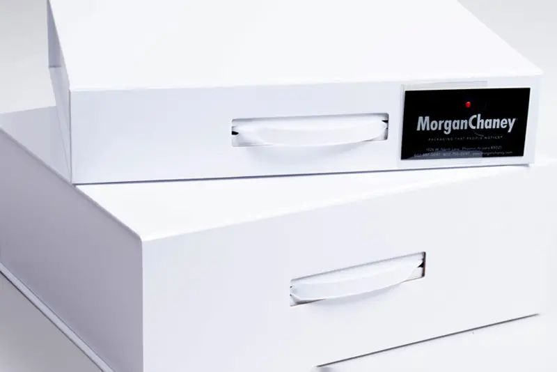 Magnetic Handle Gloss White Folio Boxes