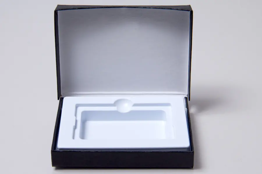 4-5/8L x 3-3/8W x 5/8H, Flip-Boxes Gift Card Boxes - Plastic Insert, Black Matte
