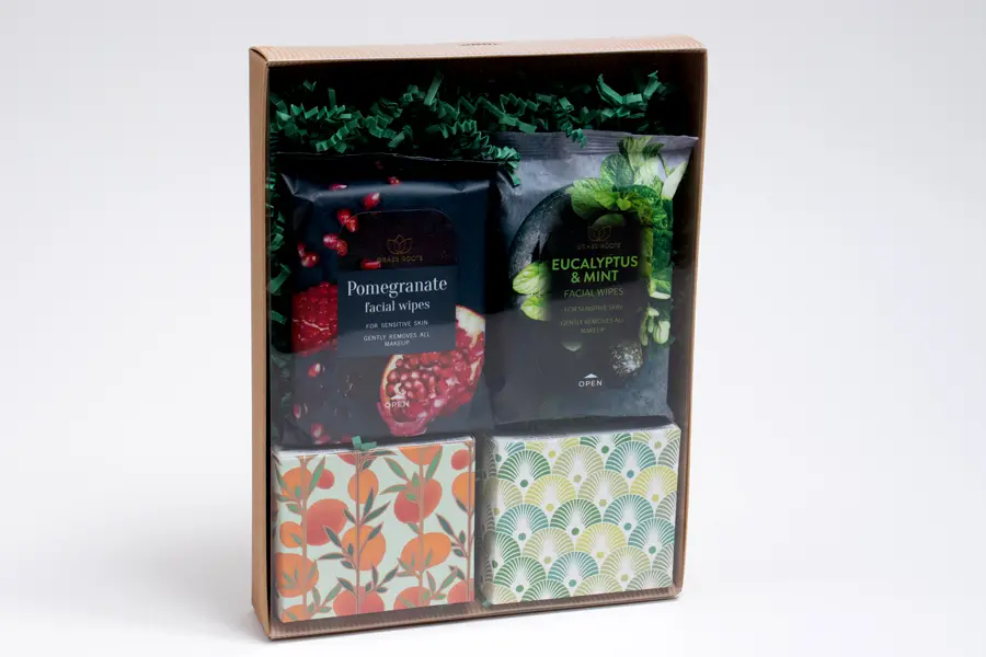 7-1/2W x 9-7/8L x 1-3/8H, Clear Lids, Ribbed Kraft