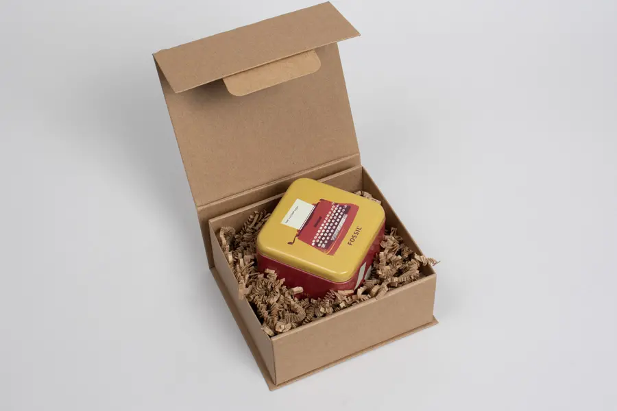 5-7/8L x 5-1/4W x 2-1/2H, Premium Folding Vesta Gift Boxes, Natural Kraft