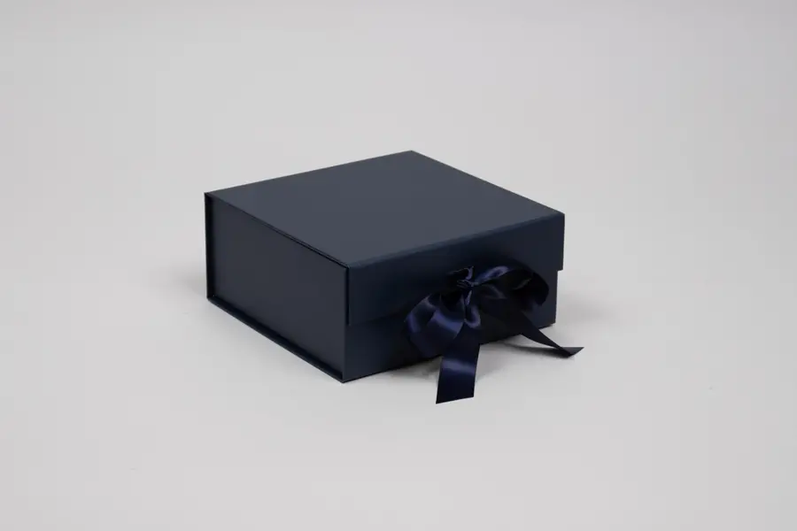 6L x 6W x 2-3/4H, Scratch Resistant Matte Finish Ribbon Magnetic Boxes, Matte Navy