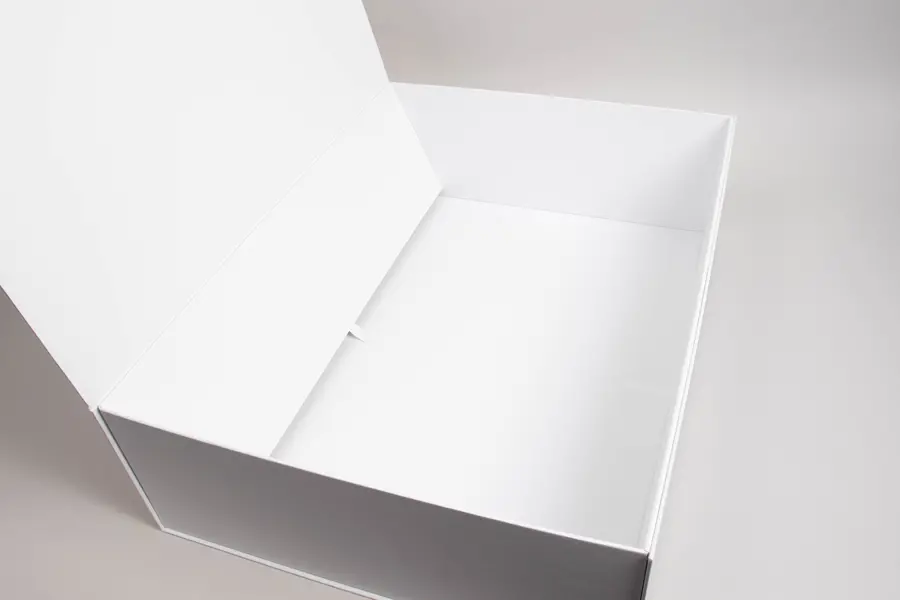 22L x 16W x 6-1/4H, Vogue Series 7 Panel Matte Magnetic Boxes, Matte White
