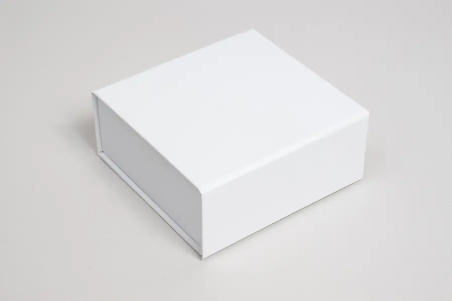 3-5/8L x 3-1/2W x 1-1/2H, Scratch Resistant Matte Finish Magnetic Boxes, Matte White