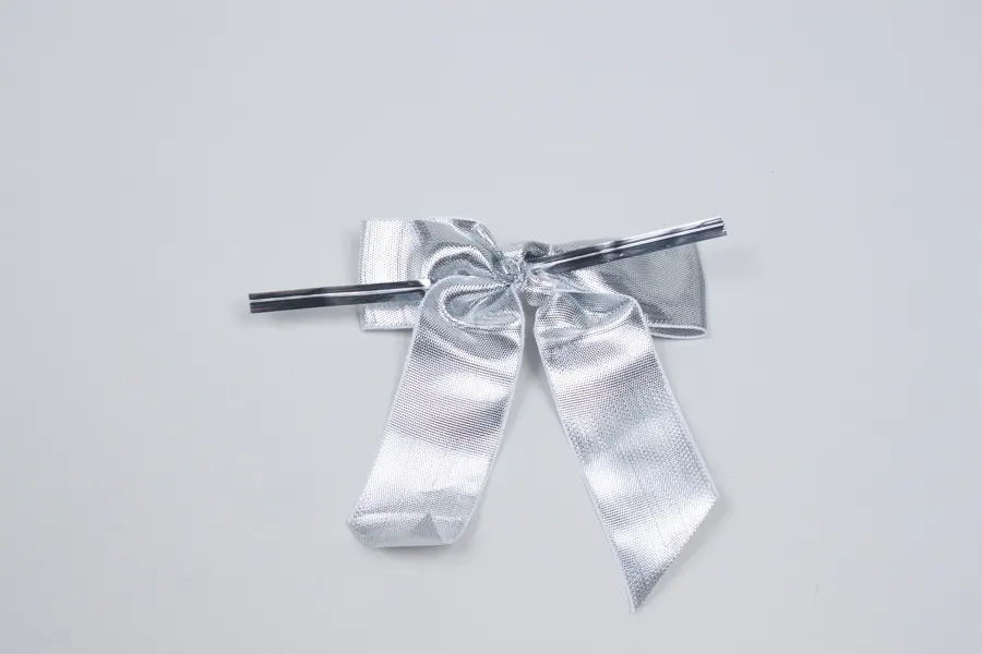 3W x 2-3/4 Bow, Pre-Tied Metallic Bows With Wire Twist, Metallic Silver