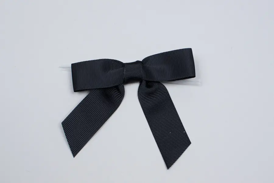 3-1/2W x 2-3/4 Bow, Pre-Tied Grosgrain Bows With Wire Twist, Black Grosgrain