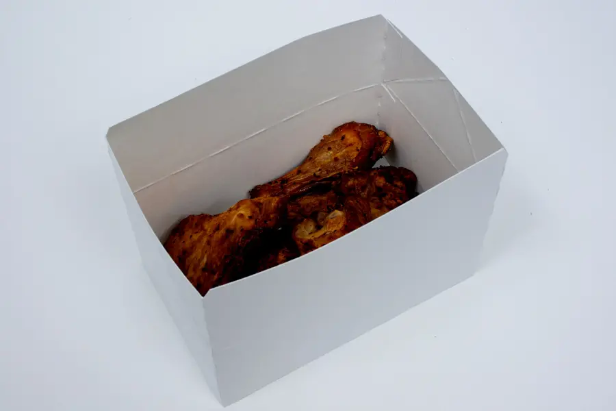 7L x 4-1/2W x 2-3/4H, To Go Deli Boxes with Fast Top Flap Closure, White