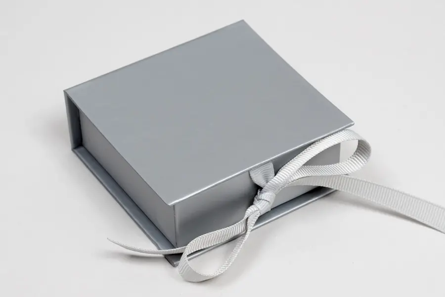 2-3/4L x 2-3/4W x 1H, Deluxe Ribbon Jewelry Boxes, Matte Silver