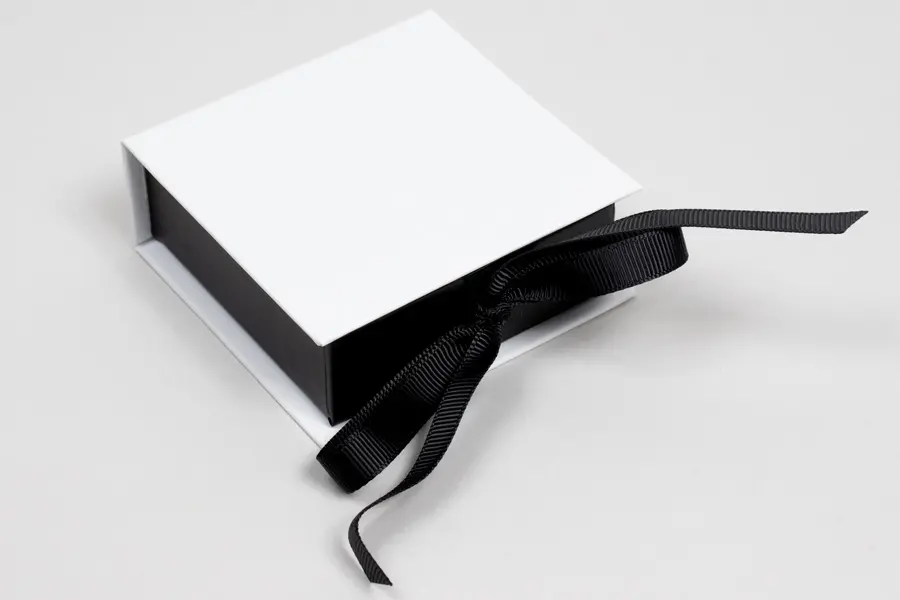 2-3/4L x 2-3/4W x 1H, Deluxe Ribbon Jewelry Boxes, White/Black
