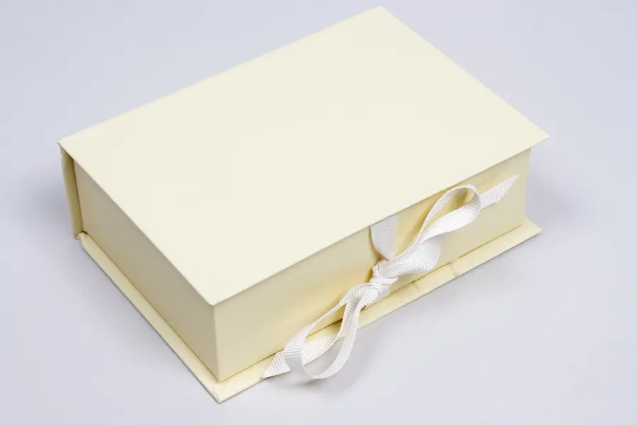 5L x 3-1/2W x 1-1/2H, Deluxe Ribbon Jewelry Boxes, Matte Creme