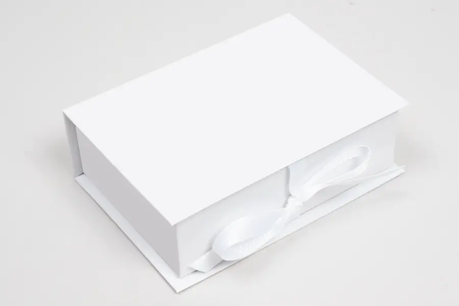 5L x 3-1/2W x 1-1/2H, Deluxe Ribbon Jewelry Boxes, Matte White