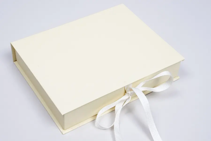 7L x 5-1/2W x 1-1/4H, Deluxe Ribbon Jewelry Boxes, Matte Creme