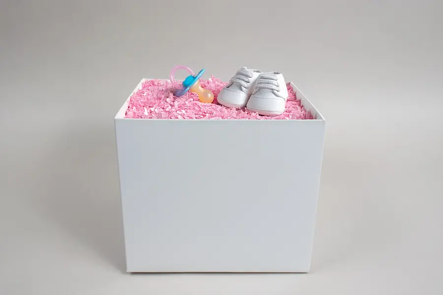 10L X 10W X 9H, HIGH-WALLED FOLDING GIFT BOX BASE (BASE ONLY), WHITE