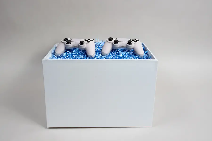14L X 14W X 9H, HIGH-WALLED FOLDING GIFT BOX BASE (BASE ONLY), WHITE
