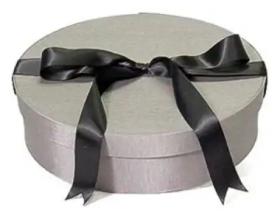 13-1/2W x 11-1/2L x 3-7/8H (Oval), Fabric Covered Wine Bottle and Glass Gift Boxes, Silver