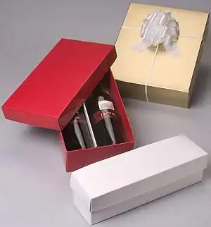 13W x 10-1/2L x 3-1/2H - 3 Bottle, 2 Piece Wine boxes, Gold