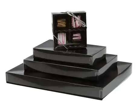 3-1/2W x 3-1/4L x 1-1/8H, Two-Piece Clear Lid Candy Boxes, Black Onyx, 1/8 lb./2oz.
