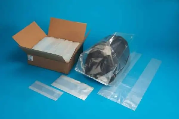 8W x 4G x 22L, 3 Mil Gusseted Poly Bags