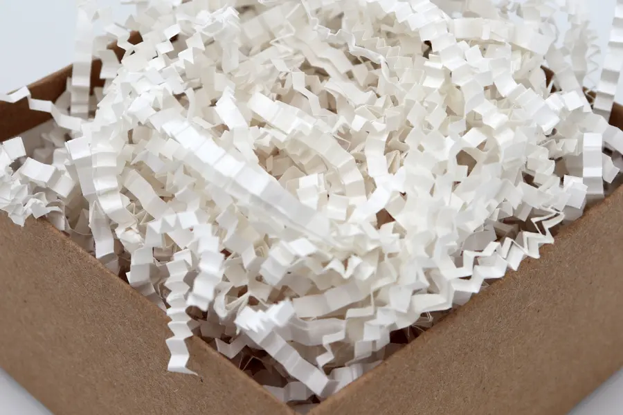Eco Crinkle Shredded Paper, White