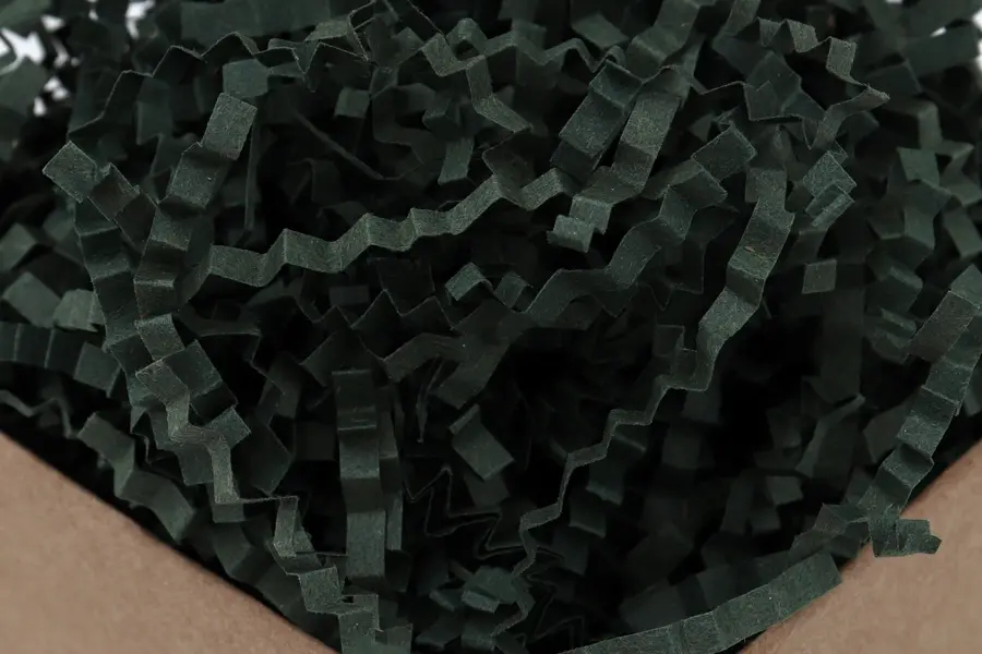 Eco Crinkle Shredded Paper, Dark Green